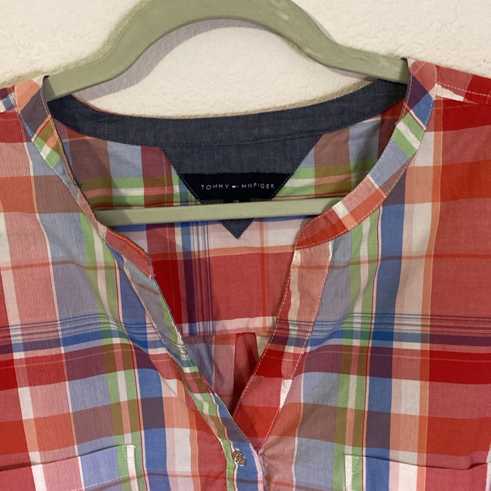 Tommy Hilfiger Size 1X colorful Plaid Long sleeves V neck shirt Made in India - Picture 6 of 12